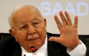 Erbakan İçin Gıyabi Cenaze Namazı Kılınacak