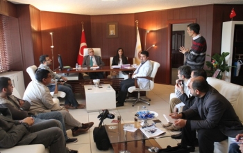 Gazetecilerden Ahmet Türk'e 'Hayırlı Olsun' ziyareti