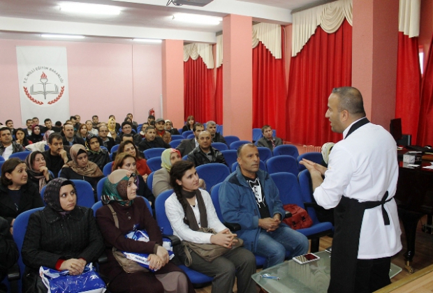 Mardin Mutfağını öğrenmek için sıraya girdiler