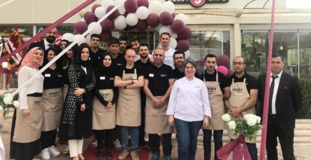 Özsüt Cafe yeni sahipleri ve konseptiyle Mardinlilerin hizmetinde