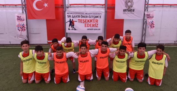 Artuklu Belediyesi’nden Ortaköy’e Spor Kompleksi