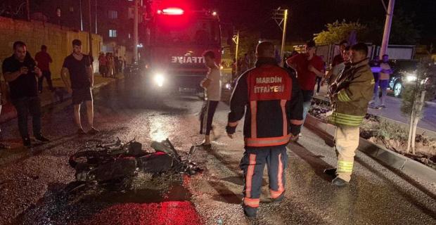 iki motosiklet çarpıştı: 2 yaralı