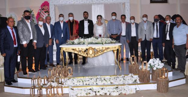 İpekşen ve Timur Aileleri'nin Mutlu Günü