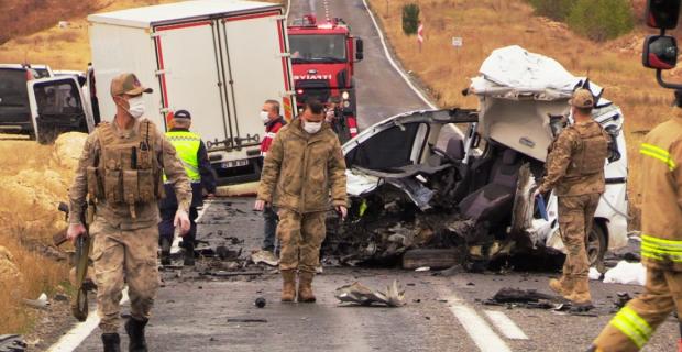 Mardin’de Trafik Kazası: 1 Ölü, 2 Ağır Yaralı