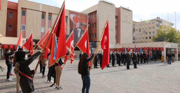 Ulu Önder Atatürk, Törenlerle Anıldı