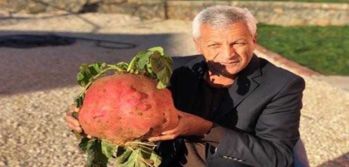 8 kiloluk turp ilgi odağı oldu