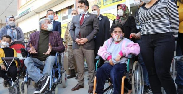 Engelli Vatandaşlara Akülü Sandalye Desteği