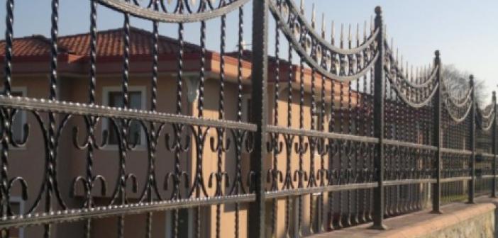 Duvar üzeri korkuluk yaptırılacak