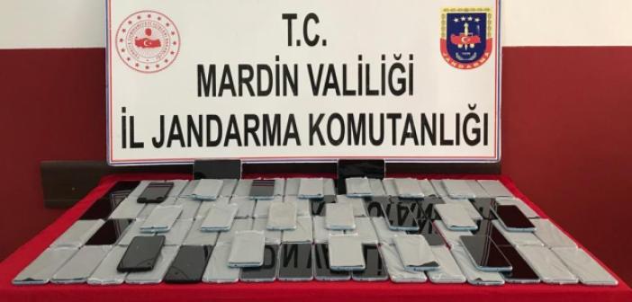 Jandarma'dan Kaçak Telefon  Operasyonu