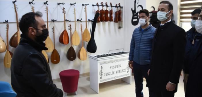 Nusaybin Atatürk Spor Salonu modern bir görünüme kavuştu