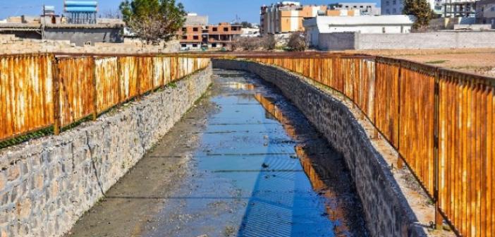 Ceylanpınar'daki Antep Deresi temizleniyor