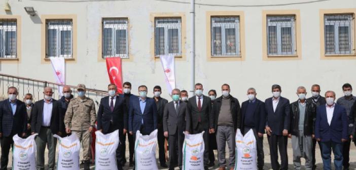 Diyarbakır'da Çiftçilere 12 Ton Fiğ Tohumu Desteği