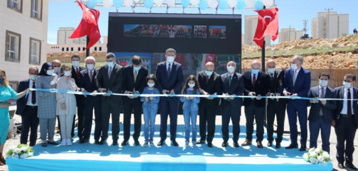 Bakan Selçuk Mardin'de Eğitim Tesislerinin Açılışını Gerçekleştirdi