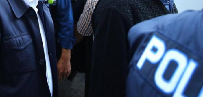 Bildiriye imza atan 10 eski amiral gözaltında