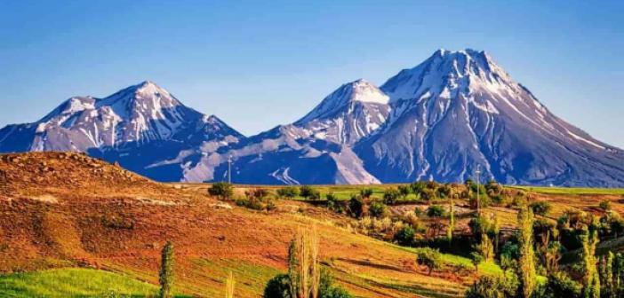 Rüyada Dağ Görmek Ne Anlama Geliyor? Rüyada Dağa Tırmanmak Tabiri Nedir?