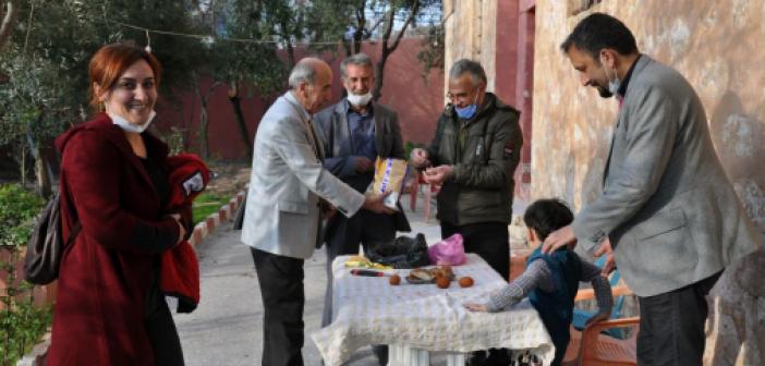 Sabuncu'yu, Paskalya'da Müslüman Dostları Yalnız Bırakmadı