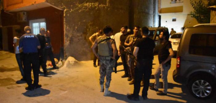 Adana'da silahlı kavgaya karıştığı belirlenen 6 şüpheli gözaltına alındı