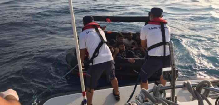 Aydın açıklarında 61 düzensiz göçmen kurtarıldı