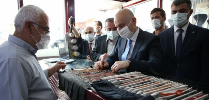 Bakan Karaismailoğlu, Midyat'ta ziyaretlerde bulundu