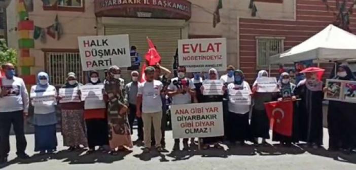Evlat nöbeti tutan ailelerden Milletvekili Beştaş'a tepki