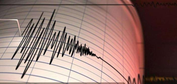 İran-Türkiye sınırında 4,2 büyüklüğünde deprem