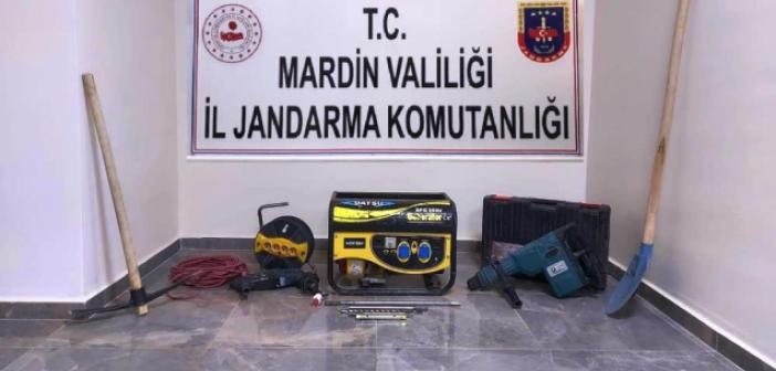 Mardin'de izinsiz kazı yapan 7 defineci suçüstü yakalandı