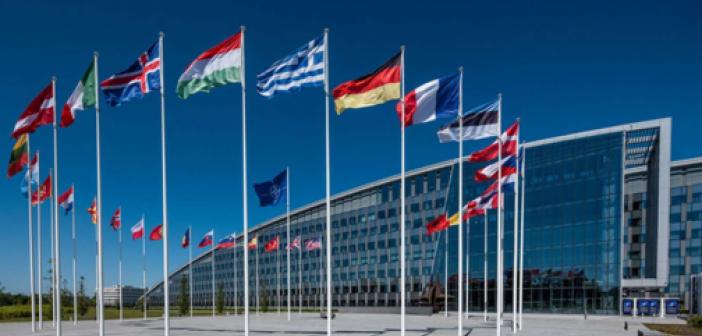 NATO'dan Rusya'ya Açık Semalar Anlaşması çağrısı