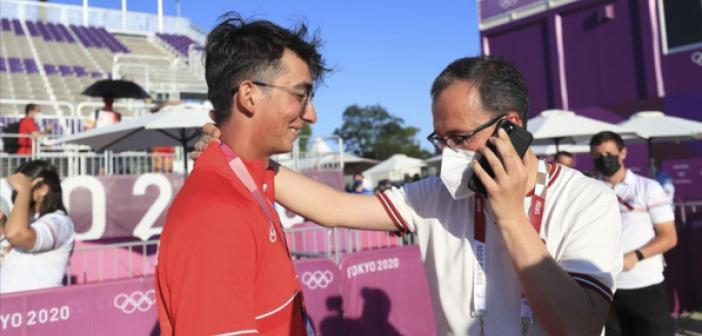 Cumhurbaşkanı Erdoğan'dan olimpiyat şampiyonu Mete Gazoz'a tebrik telefonu