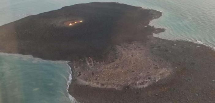 Hazar Denizi'ndeki patlama sonrası krater havadan görüntülendi