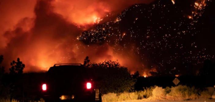 Kanada'da yıldırım düşmeleri sonucu 136 ormanda yangını çıktı