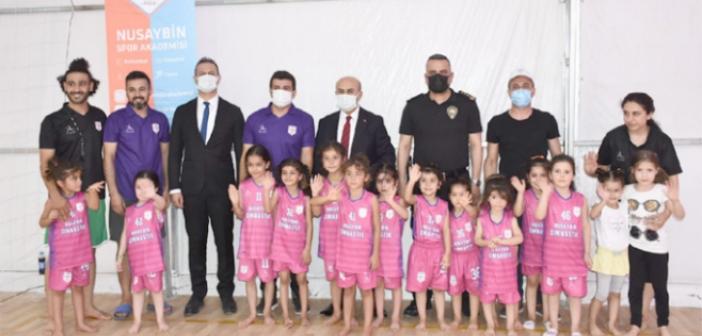 Vali Demirtaş'tan Nusaybin Spor Akademisine ziyaret