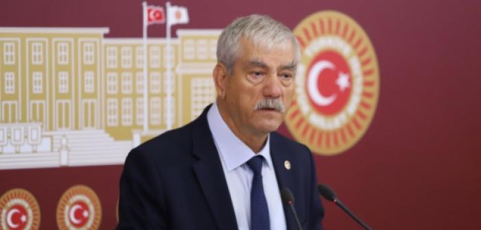 CHP İzmir Milletvekili Kani Beko kimdir? Kani Beko kaç yaşında, nereli? Kani Beko görevi ne, daha önce nerede görev yaptı?
