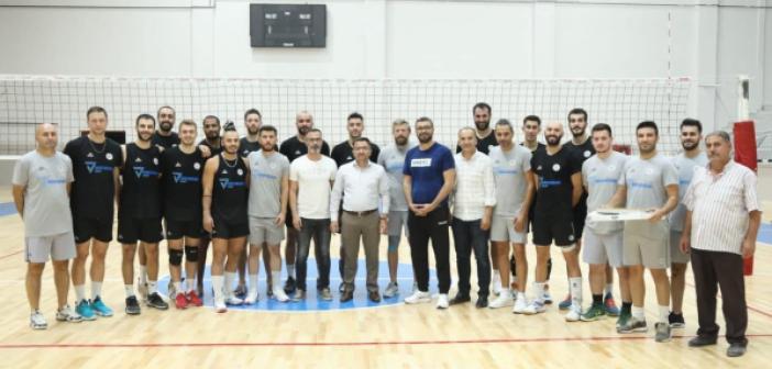 Yeni Kızıltepe Spor'da Efeler Ligi hazırlıklarına başladı