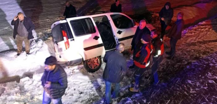 Ağrı'da trafik kazası: 3 yaralı