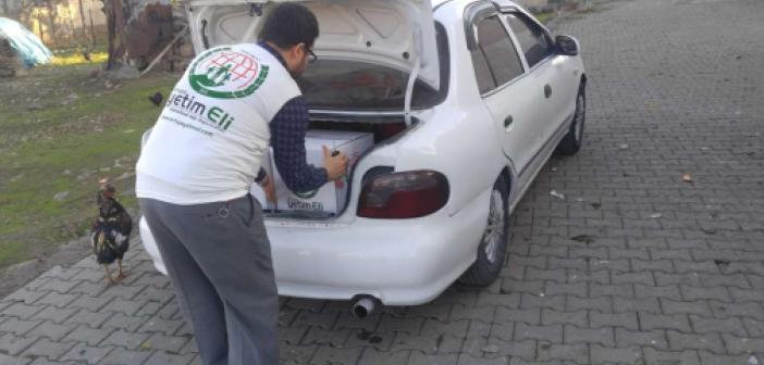 Avrupa Yetim Eli'nden yetim ailelere gıda yardımı