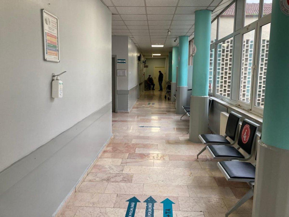 Doktorlar greve gitti, hastane koridorları boş kaldı #5