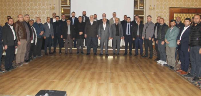 HÜDA PAR Genel Başkanı Yapıcıoğlu Adana’da iş insanlarıyla bir araya geldi