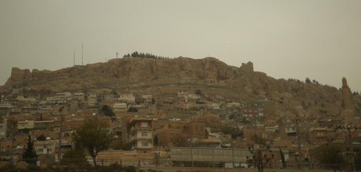 Mardin'de toz bulutları hayatı olumsuz etkiliyor