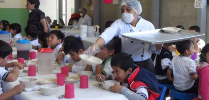 Meksika’da ilkokullarda abur cubur satılamayacak