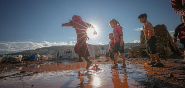 Zorlu şartlarda yaşayan Suriyeli sığınmacılar görüntülendi