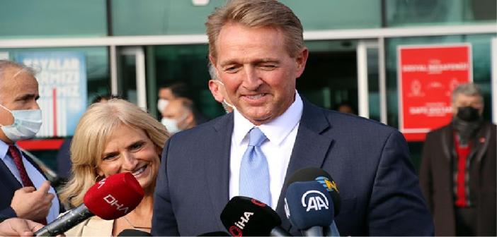 ABD'nin yeni Ankara Büyükelçisi Jeff Flake kimdir, nereli, kaç yaşında? Jeff Flake nerelerde görev yaptı, ne mezunu, görevi ne, neden gündemde?