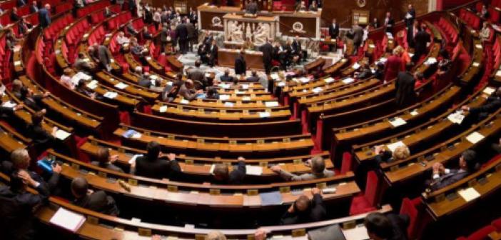 Fransa'da Covid-19 aşı kartı yasa tasarısı Ulusal Meclis'te kabul edildi