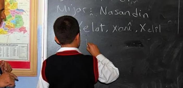 Kürtçe seçmeli ders zili çalıyor