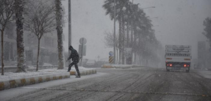 Nusaybin'de kar yağışı etkili oldu