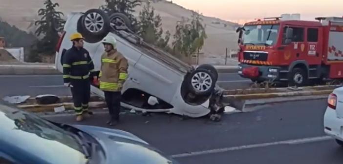 VİDEO - Mardin'de Trafik Kazası: Araç Takla Attı!