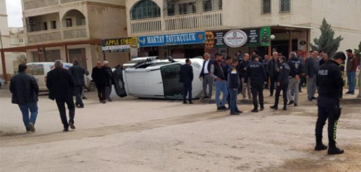 Kaza yapan araç yayalara daldı! Çok sayıda yaralı var