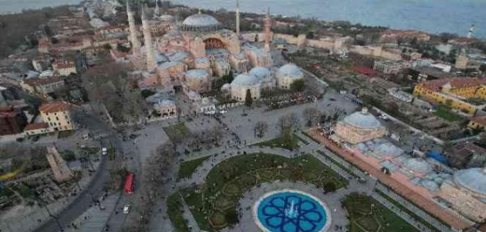 Sultanahmet Meydanı’nda ilk iftar heyecanı