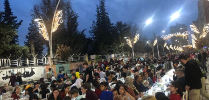 Abdurrahman Önül konseri büyük ilgi gördü
