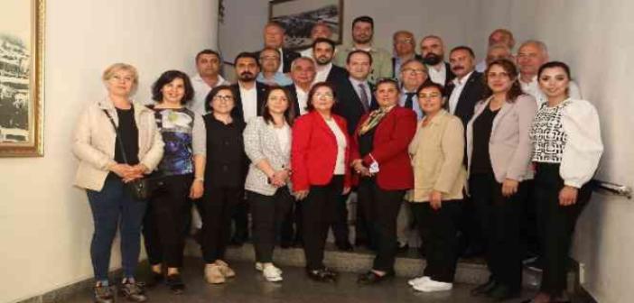 CHP’lilerden Başkan Çerçioğlu’na Anneler Günü ziyareti