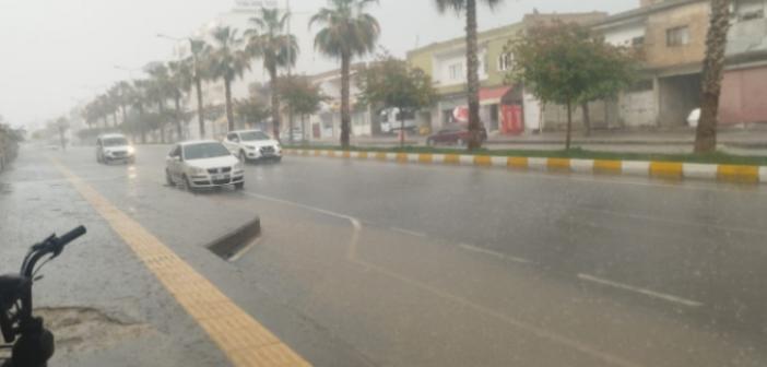 Nusaybin'de sağanak yağış